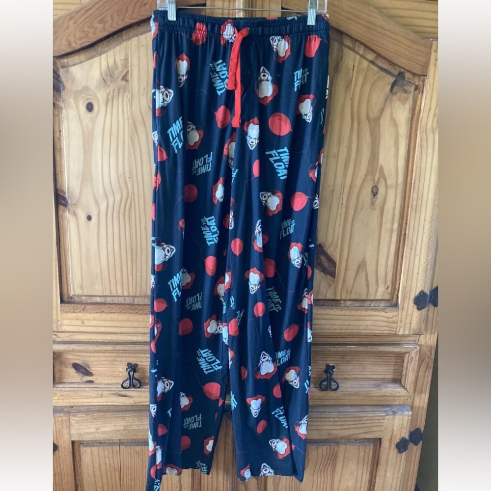 Men’s IT Pennywise Time To Float black red lounge pajama pants - size S